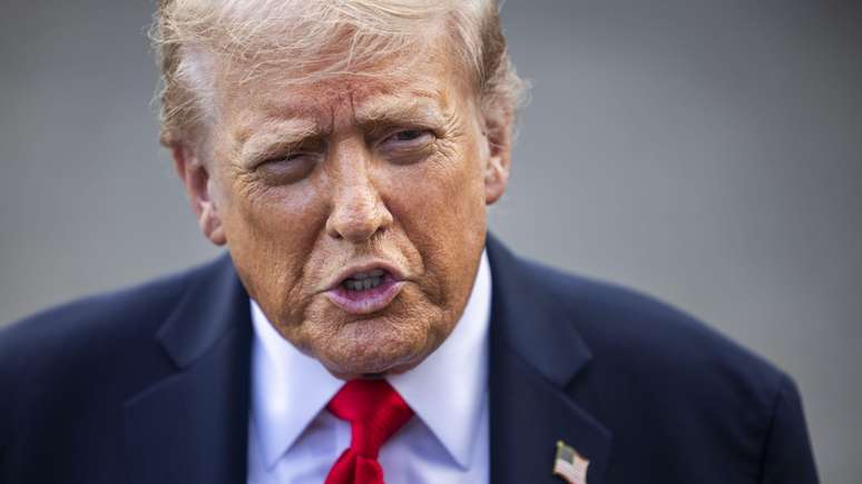 Governo Trump impôs tarifas contra o Brasil em retaliação ao julgamento de Bolsonaro