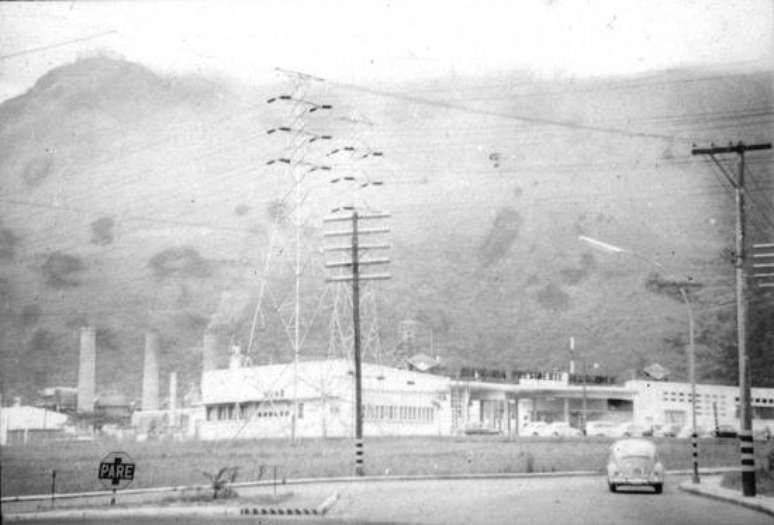 Cubatão e suas indústrias em 1968