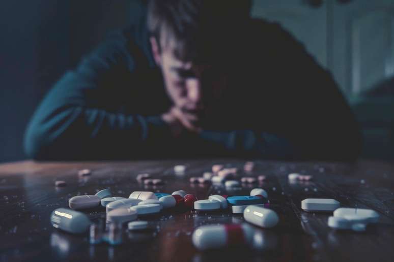 What happens in the treatment of chemical dependence?
