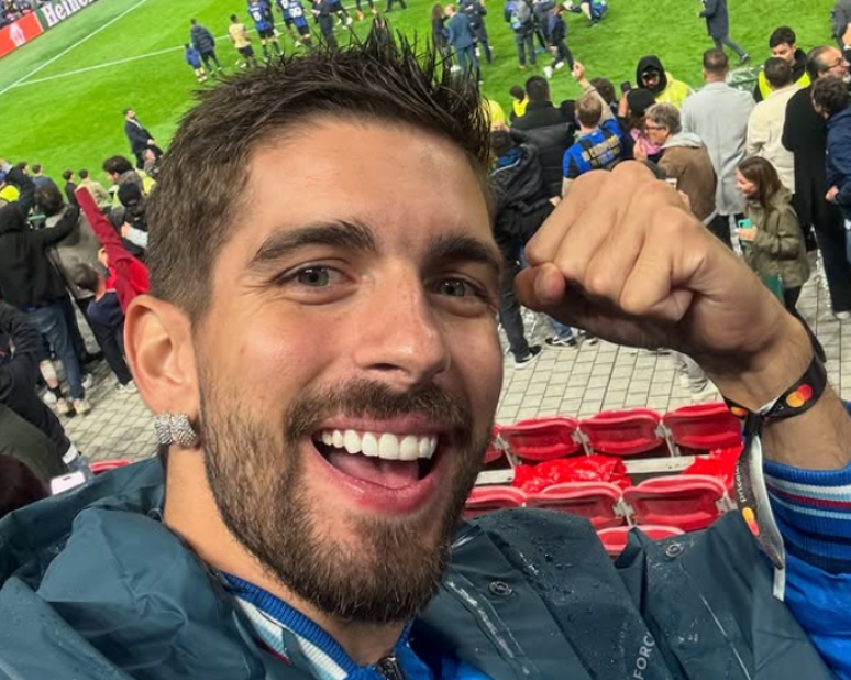 Tulinho é filho mais velho do ex-jogador Túlio Maravilha e atual namorado da ginasta Flávia Saraiva