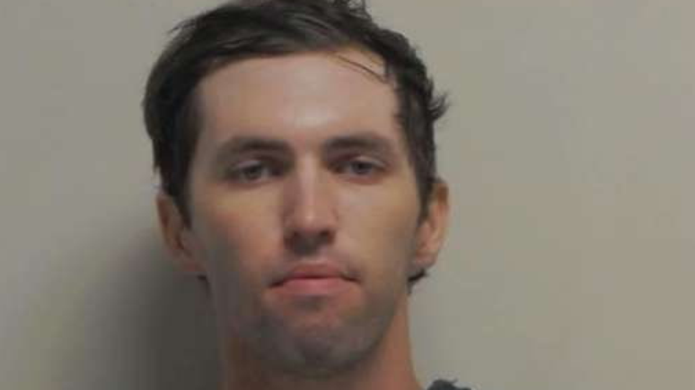 Tyler Robinson, de 22 anos, foi preso como suspeito de matar Kirk