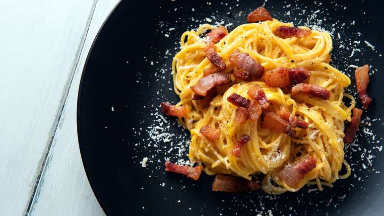 Carbonara sauce: prepare the traditional dish in just 20 minutes