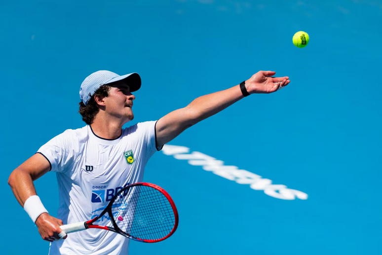 João Fonseca brilha na Copa Davis