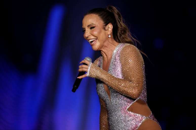 A cantora Ivete Sangalo anima o público no penúltimo dia do The Town 2025