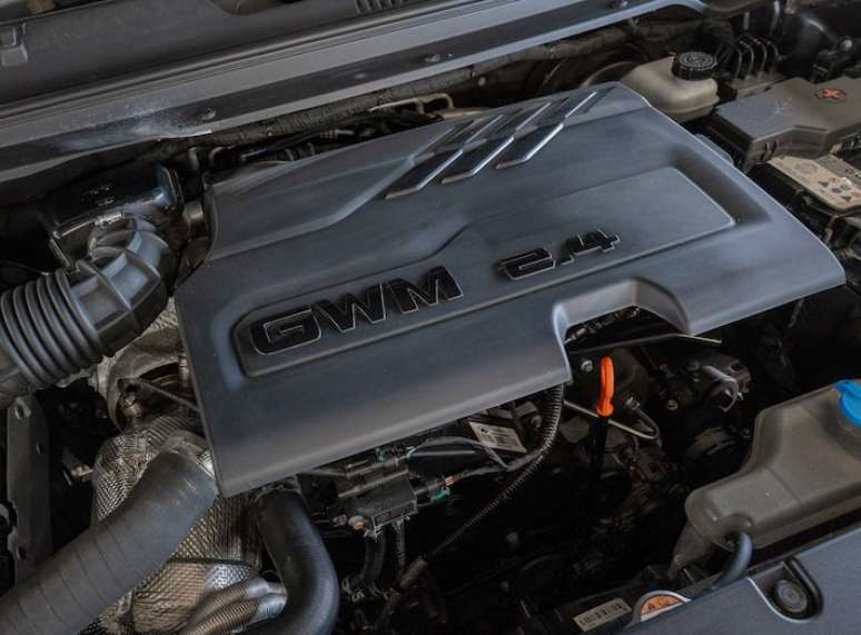 Motor 2.4 turbodiesel é o mesmo da picape Poer P30, com quem SUV divide plataforma