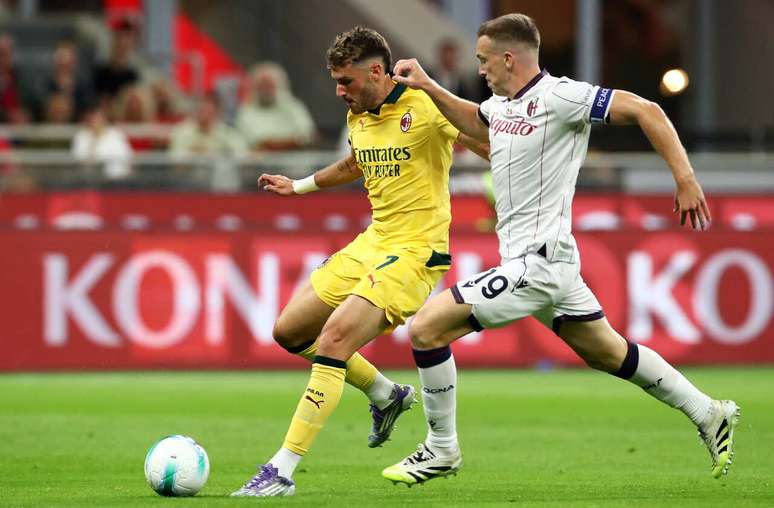 Milan venceu o Bologna pela terceira rodada do Campeonato Italiano. (Photo by Marco Luzzani/Getty Images)