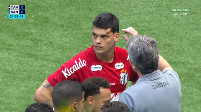 Gabriel Braz&atilde;o sofre les&atilde;o na cabe&ccedil;a durante partida entre Atl&eacute;tico-MG e Santos 