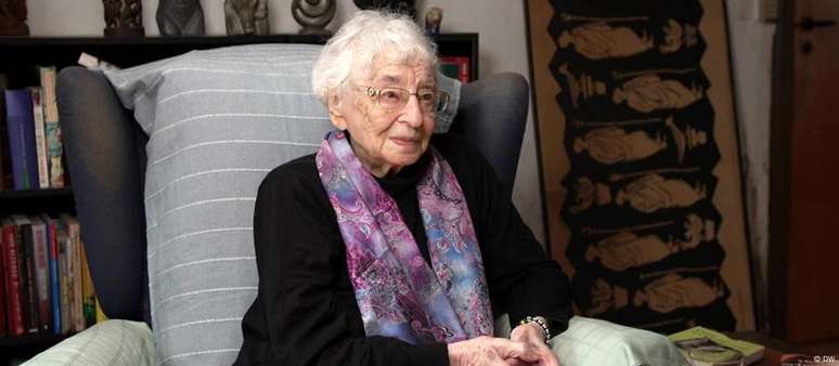 Expulsa da África do Sul, Ruth Weiss viveu em várias cidades, incluindo Colônia, onde trabalhou para a DW