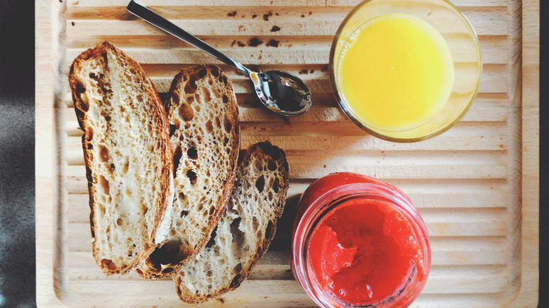 Avoid before driving! Find out which foods can contain alcohol