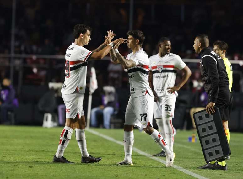 Dinenno fez o gol da vit&oacute;ria contra o Botafogo(Cr&eacute;dtios: Rubens Chiri / S&atilde;o Paulo FC)