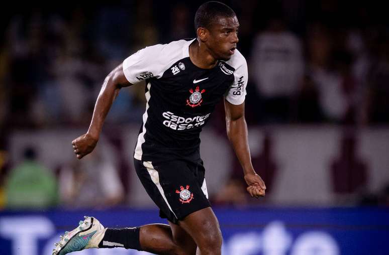 André Luiz estreia no Corinthians e gera grande expectativa da comissão técnica –