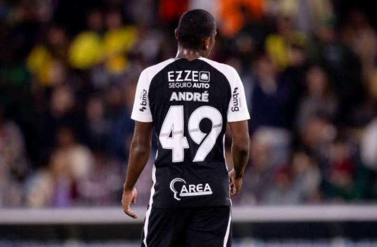 André Luiz estreia no Corinthians e gera grande expectativa da comissão técnica –