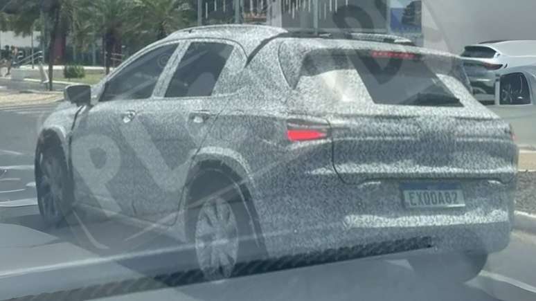 Novo crossover da Chevrolet flagrado em testes no Piauí