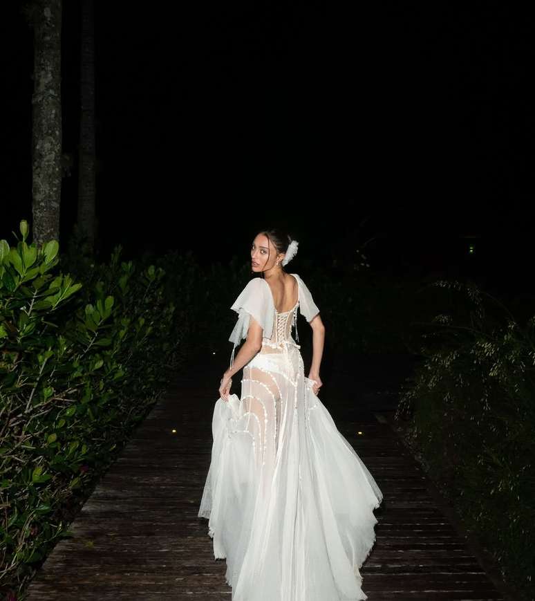 Elisa Zarzur vestida de noiva