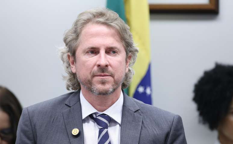 Zeca Dirceu &eacute; deputado pelo PT-PR