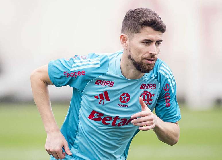 Jorginho deve ser preservado contra o Estudiantes &ndash;