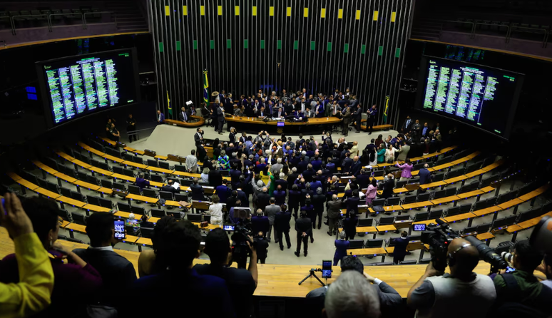 Texto aprovado pela Cãmara resgata trecho que estava presente originalmente na Consituição de 1988