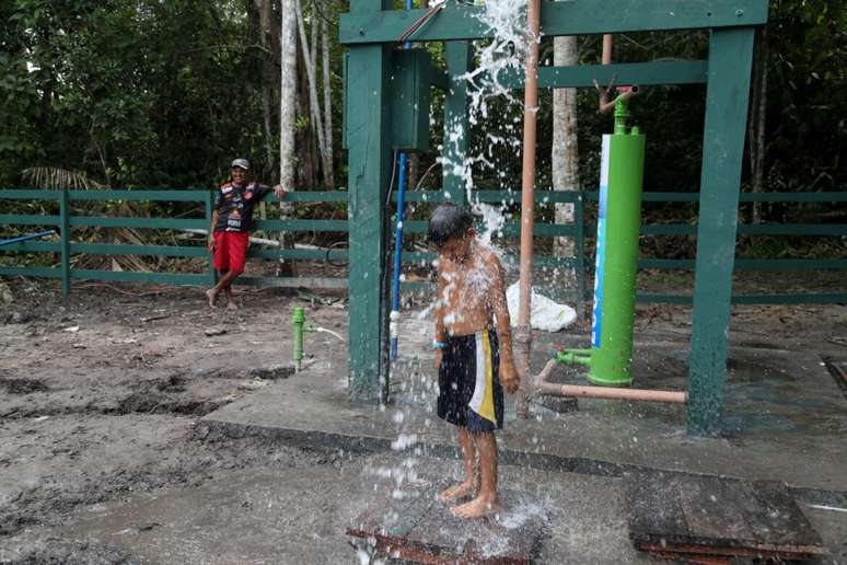 Com o fim da jornada para buscar água, crianças da comunidade conseguem ganhar tempo precioso que agora pode ser dedicado à brincadeira