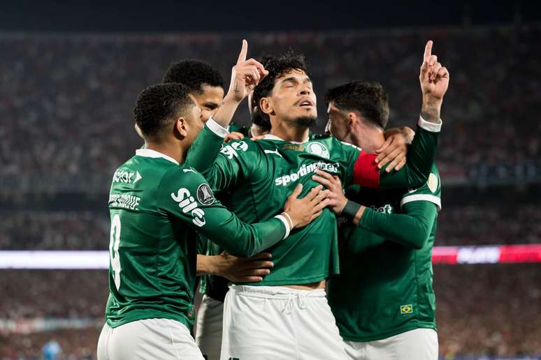 Gustavo G&oacute;mez comemora o primeiro gol do Palmeiras contra o River Plate &ndash;