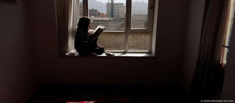 Sob o regime do Talibã, as meninas não têm mais permissão para ir à escola depois da 5ª série