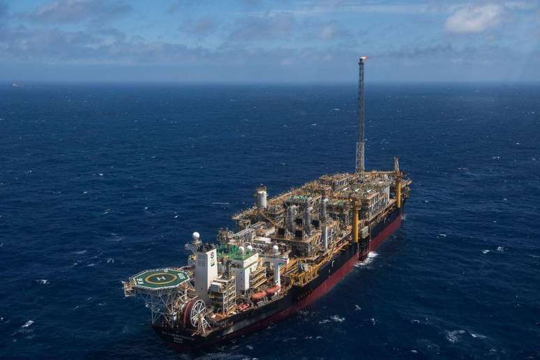 According to Lula, the government and the oil 