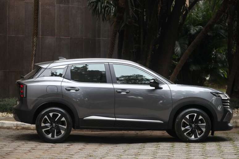 Bem maior que o anterior, novo Kicks tem um entre-eixos de 2,65 metros