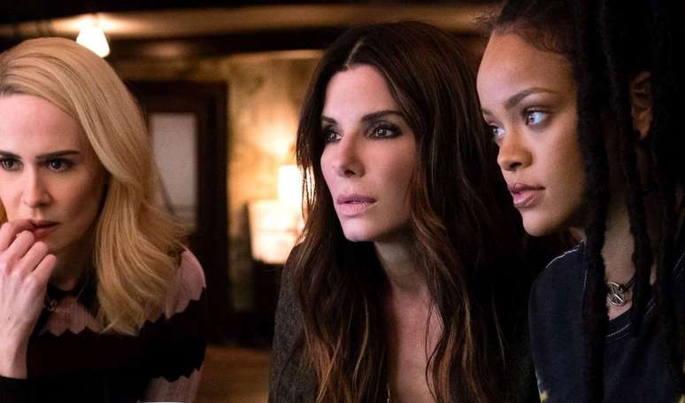 Today on Netflix: a film with Sandra Bullock, Anne Hathaway and Rihanna are not even close to the Oscar, but it is on the top3 with a funny fun plot