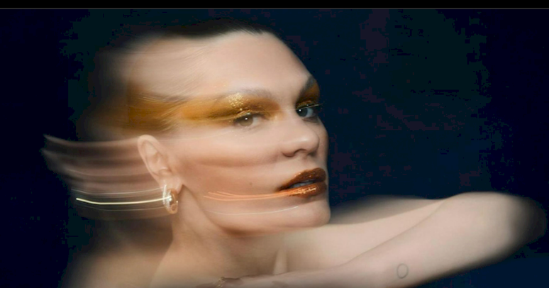Em meio &agrave; drama pessoal, Jessie J anuncia novo &aacute;lbum ap&oacute;s 7 anos