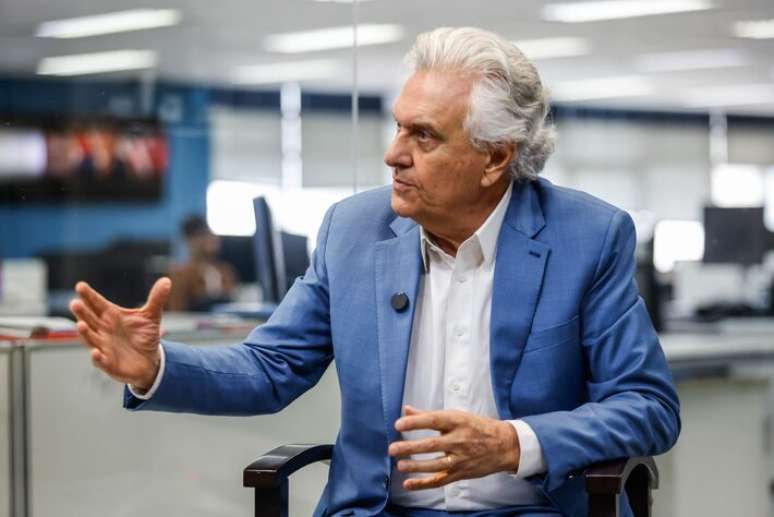 Ronaldo Caiado foi um dos primeiros governadores de direita a defender a concess&atilde;o de indulto ao ex-presidente Jair Bolsonaro e aos condenados pelos atos de 8 de janeiro de 2023