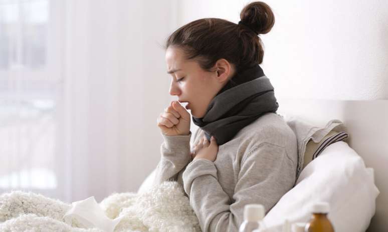 Cough: know what the crisis can cause and how to stop