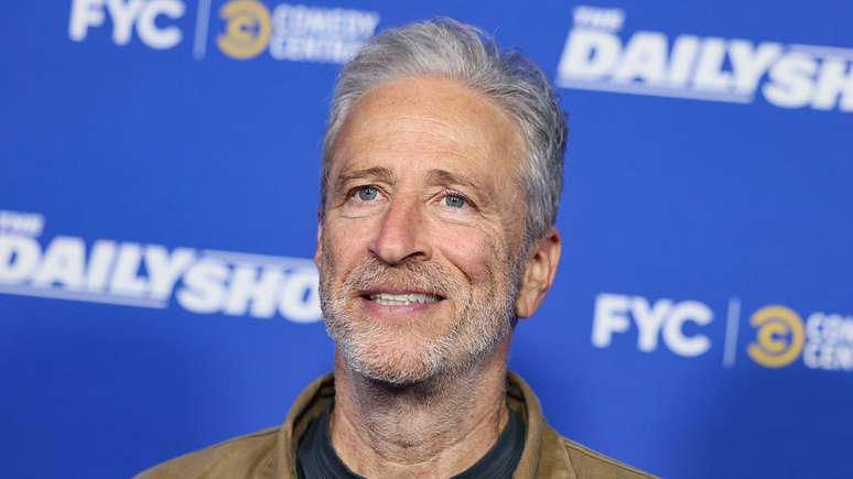 Jon Stewart dedicou mais de 20 minutos a uma crítica mordaz sobre a questão de Jimmy Kimmel.