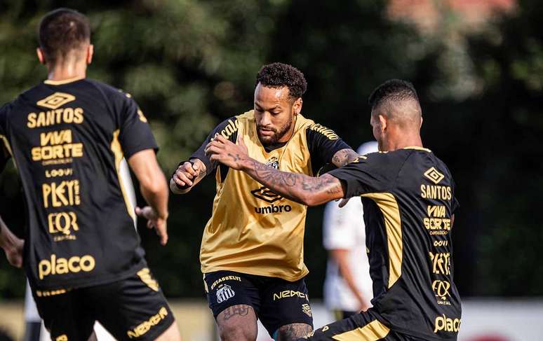 Neymar pode ficar fora do clássico contra o São Paulo –