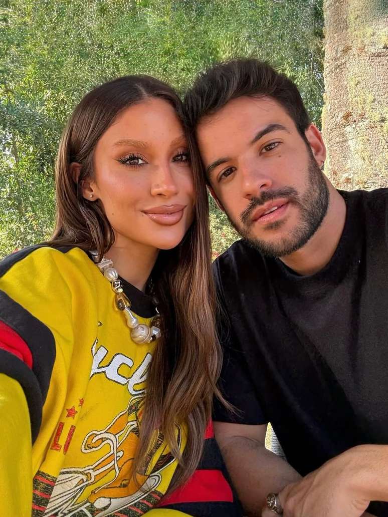 Bianca Andrade and her boyfriend, Diego Cruz Bianca Andrade and her boyfriend, Diego Cruz