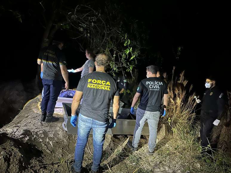 Pol&iacute;cia do Paran&aacute; realizou buscas e encontrou corpos enterrados