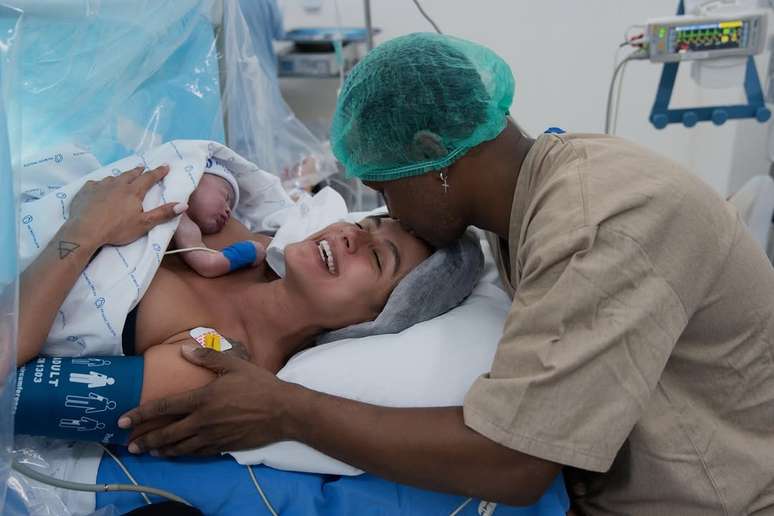 Carol Peixinho, Thiaguinho e Bento