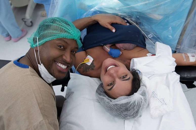 Carol Peixinho, Thiaguinho e Bento