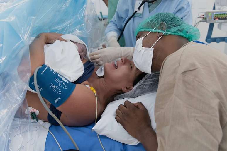 Carol Peixinho, Thiaguinho e Bento