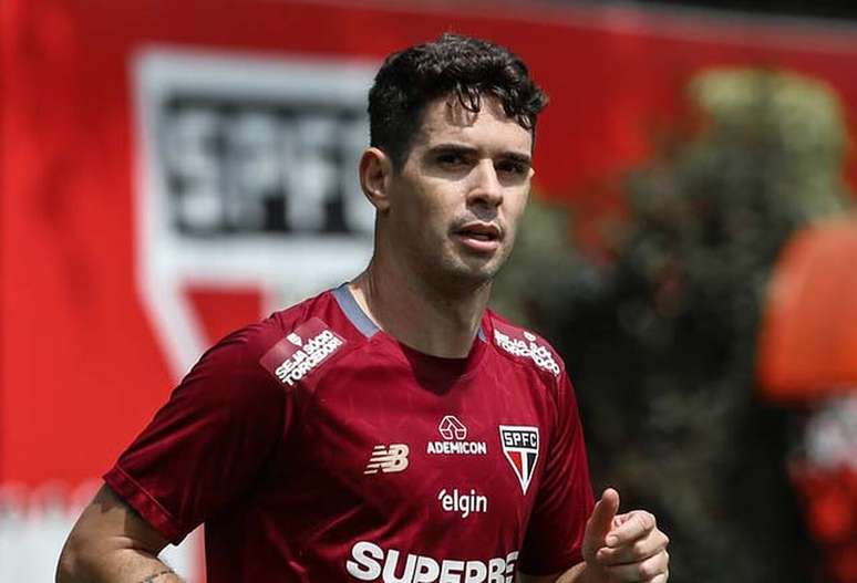 Oscar tem chances de voltar contra o Santos &ndash;