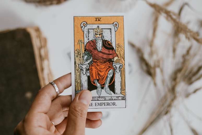 Weekly Tarot: Forecast for signs from 22 to 28 September 2025