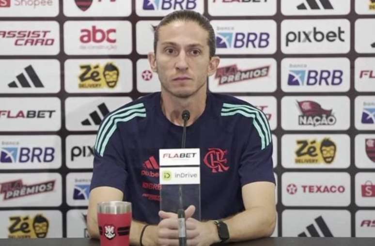 Carrascal marca seu primeiro gol pelo Flamengo –