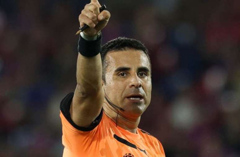 Flamengo venceu o Estudiantes por 2 a 1 no jogo de ida –