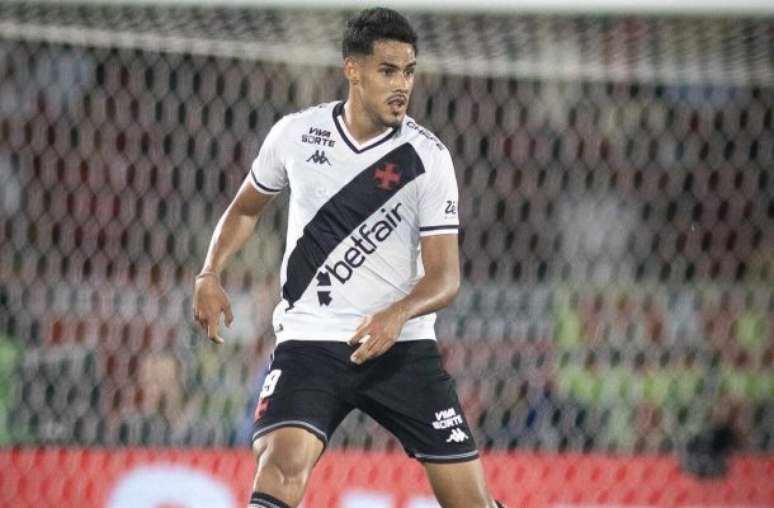 Vasco: Lucas Oliveira exceeds “Bonfire” and replaces Diniz as an option