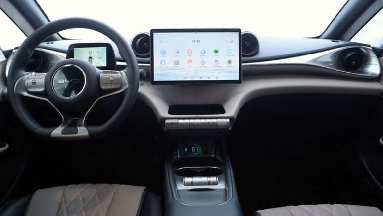 Cabine do BYD Dolphin -