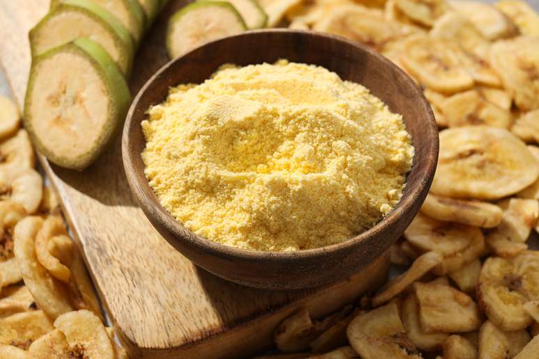 Conheça os benefícios da farinha de banana
