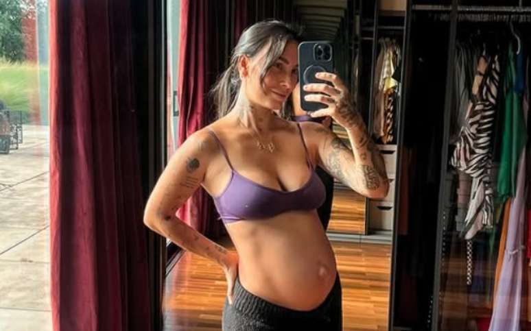 The influencer Clara Maia car sockets after the death of one of the twin children: “indescribable pain”