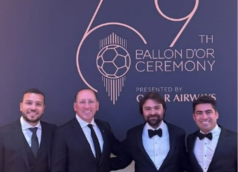 John Textor e outros integrantes do Botafogo est&atilde;o representando o clube em Paris