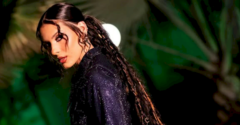 Ana Castela rebate seguidora que a chamou de "b&ecirc;bada"