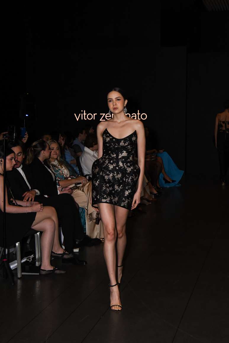 Desfile Vitor Zerbinato 