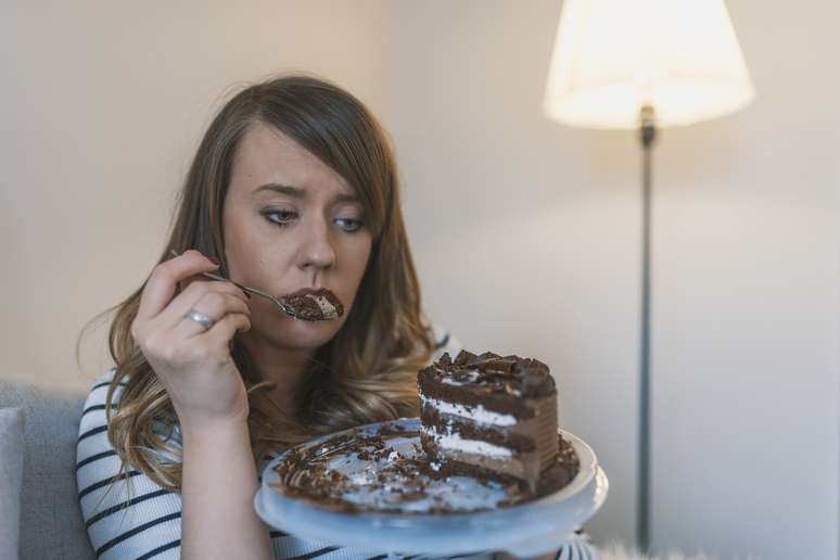 Emotional hunger? 4 tips to overcome the desire to eat!