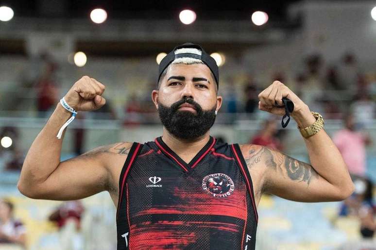 S&oacute;sia de Gabigol far&aacute;mais uma tentativa no futebol profissional.